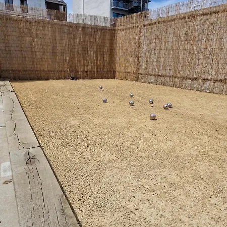 Ibis Styles Guillemins Hotel Liege