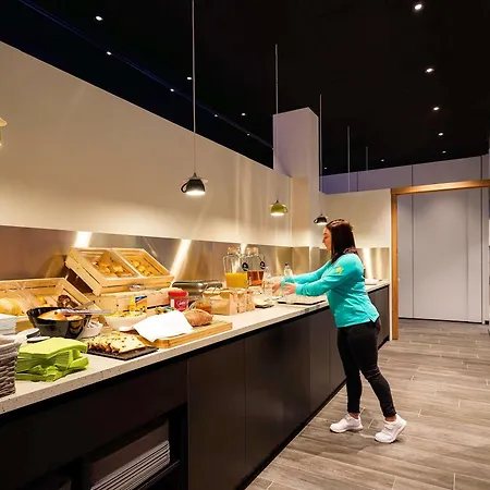 Ibis Styles Guillemins Hotel 3*